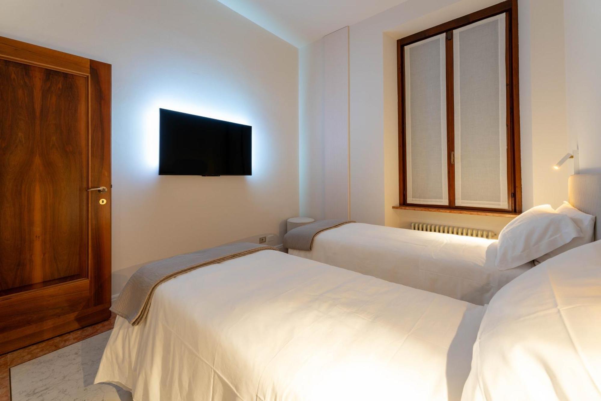 Palazzo Venier Apartment เวโรนา ภายนอก รูปภาพ